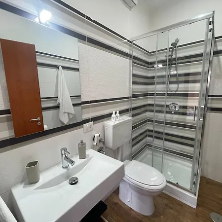 Regal Stanze Con Bagno Privato Guest house