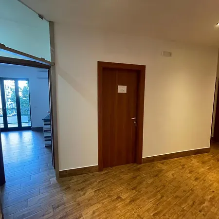 Regal Stanze Con Bagno Privato Guest house 3*