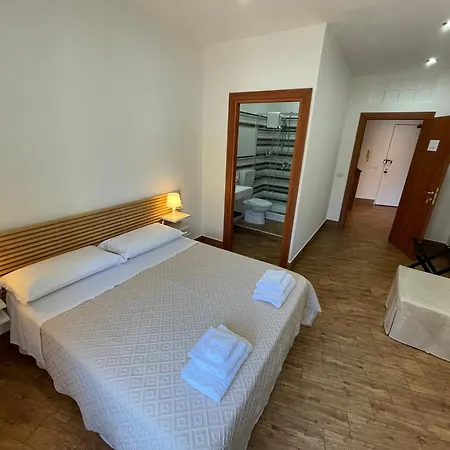 Regal Stanze Con Bagno Privato Naples